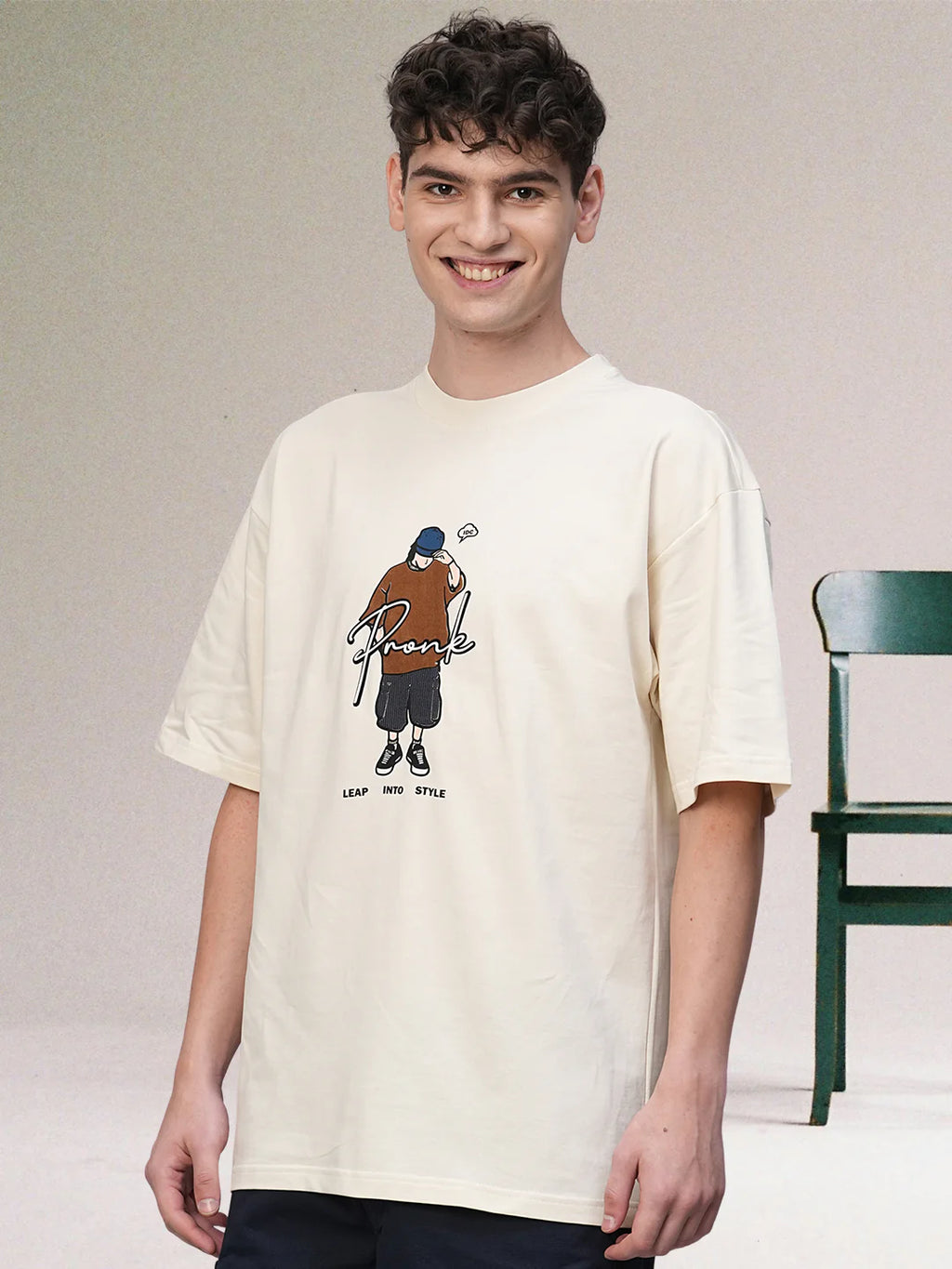 CRIMSON STRAWHAT Men Printed Oversized T-Shirt