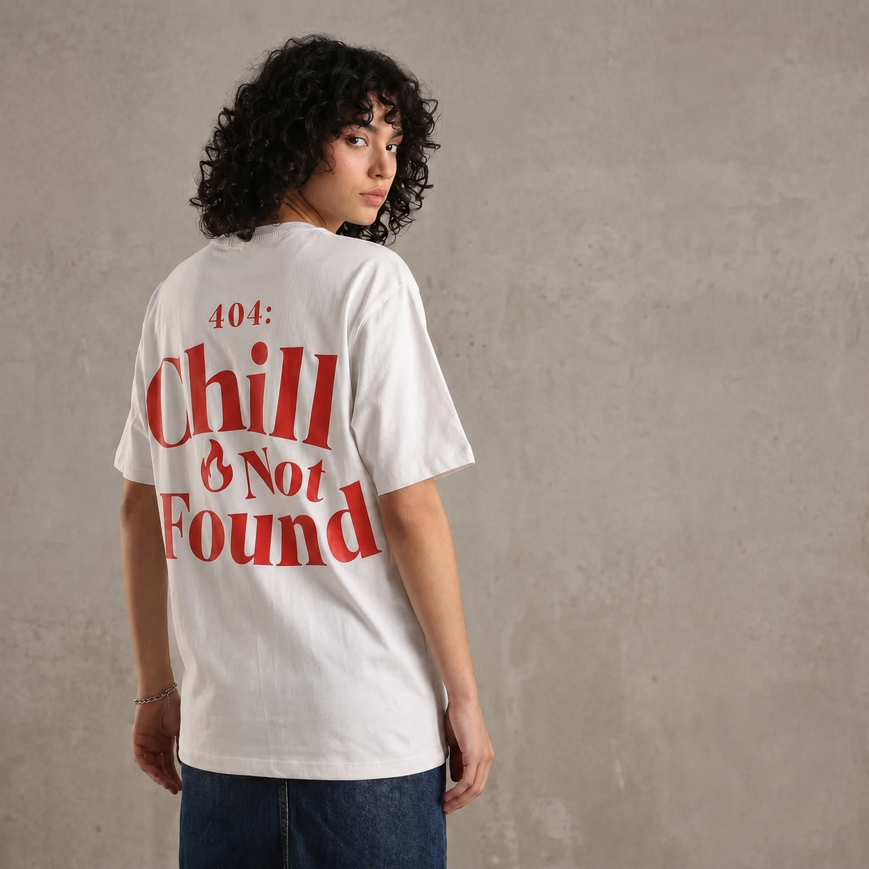 CHILL NOT FOUND UNISEX OVERSIZED T-SHIRT