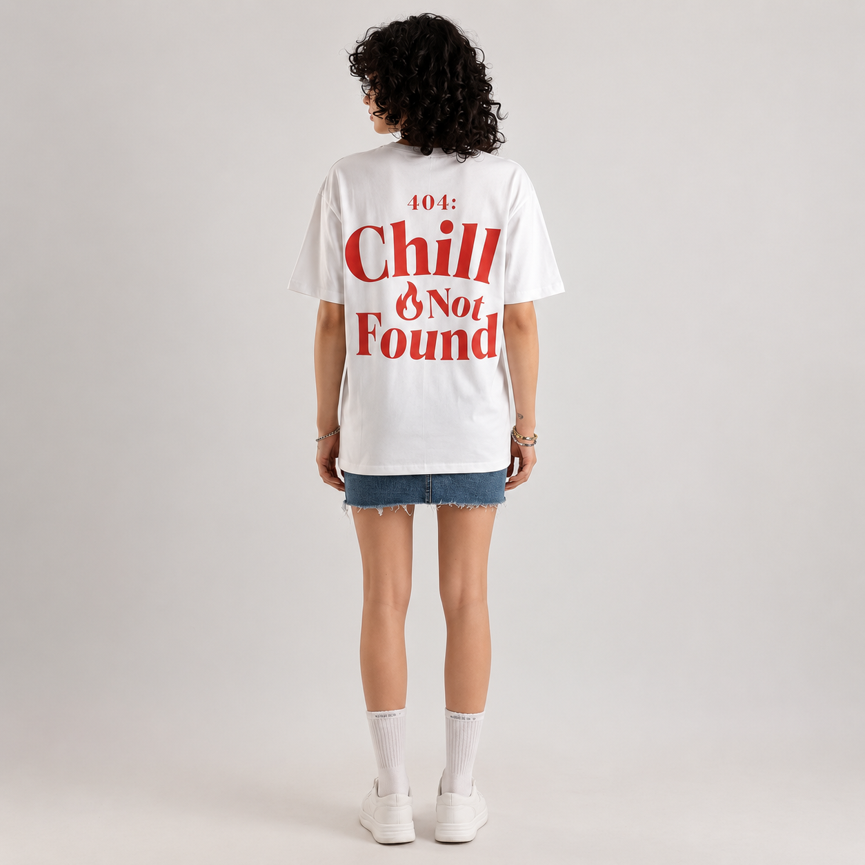 CHILL NOT FOUND UNISEX OVERSIZED T-SHIRT
