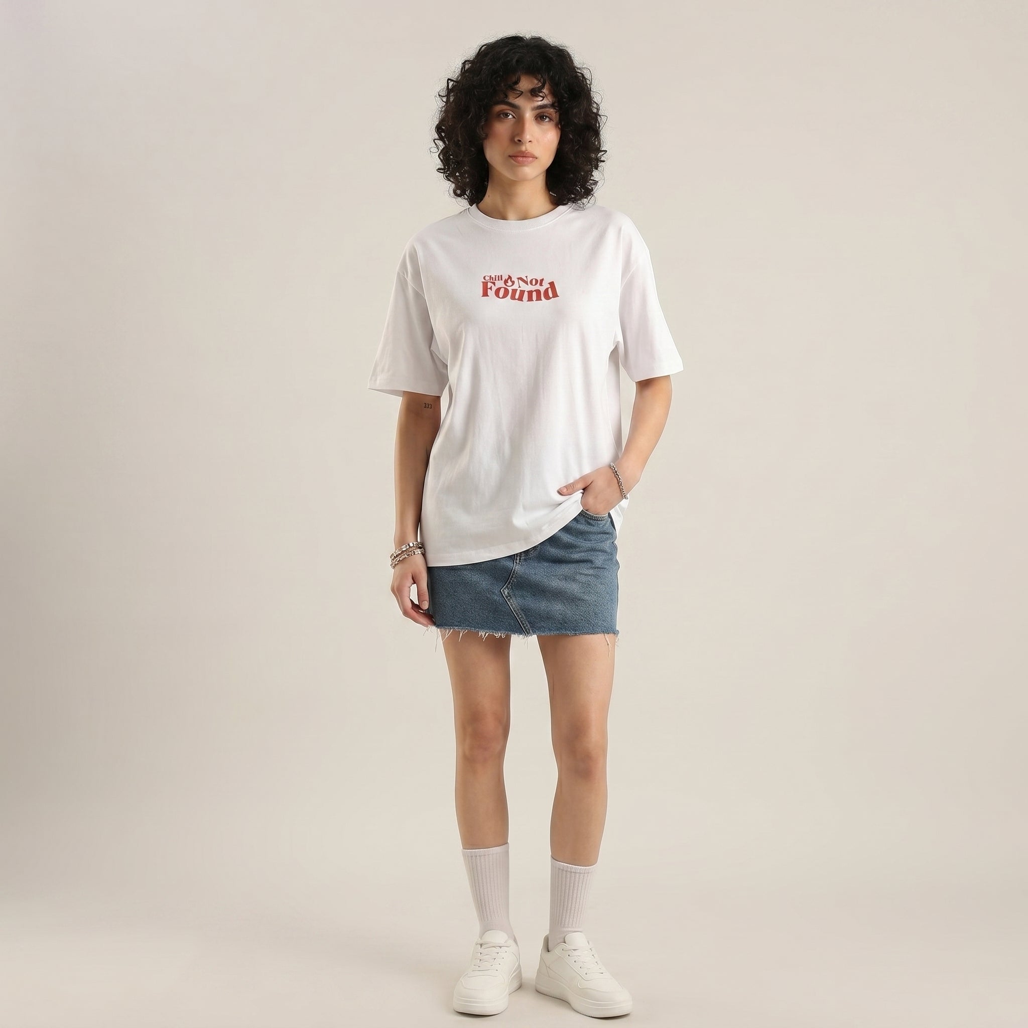 CHILL NOT FOUND UNISEX OVERSIZED T-SHIRT